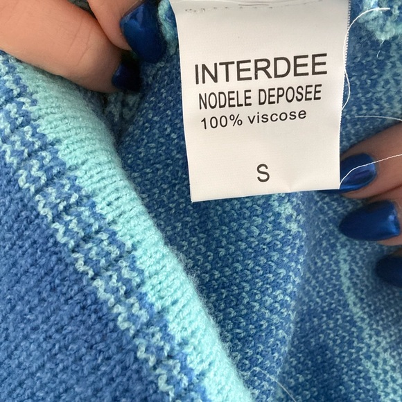 Blue Patterned Women's Top - Picture 4 of 4